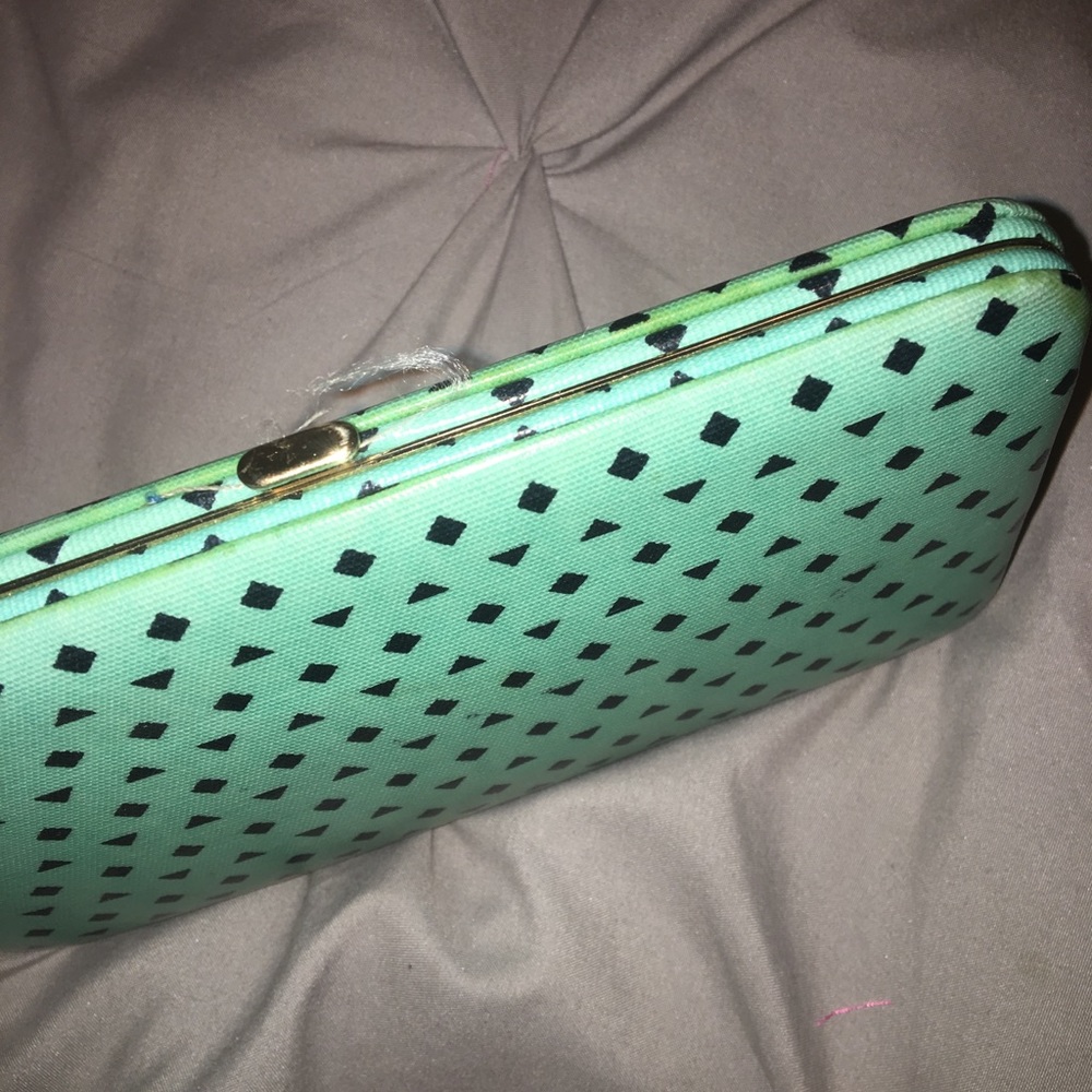 Wallet - Picture 2 of 5